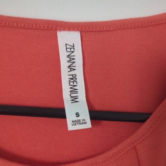 Zenana Outfitters Pleated Tank Top - Picture 2 of 5